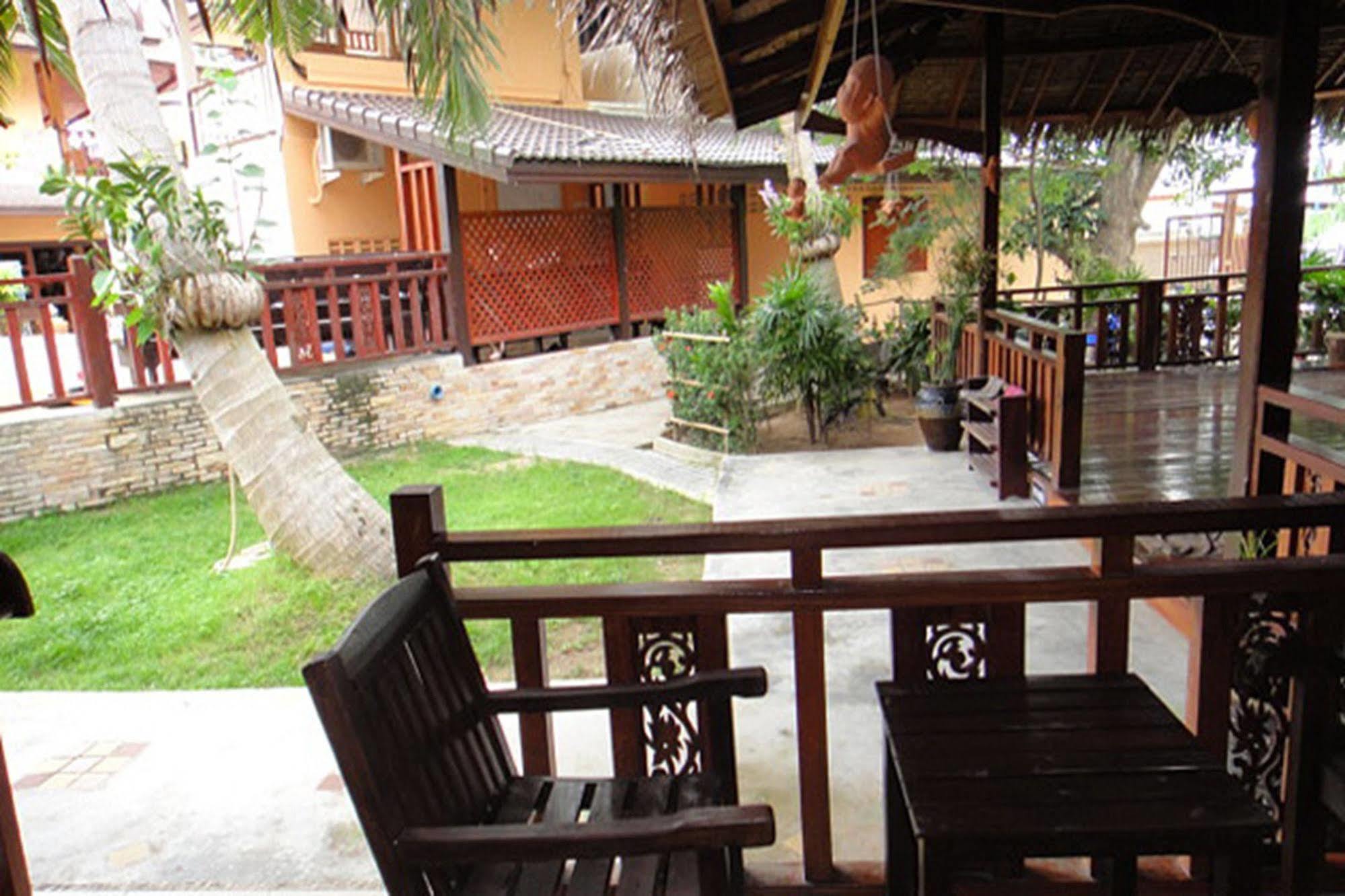 Asia Divers Resort Тау Экстерьер фото