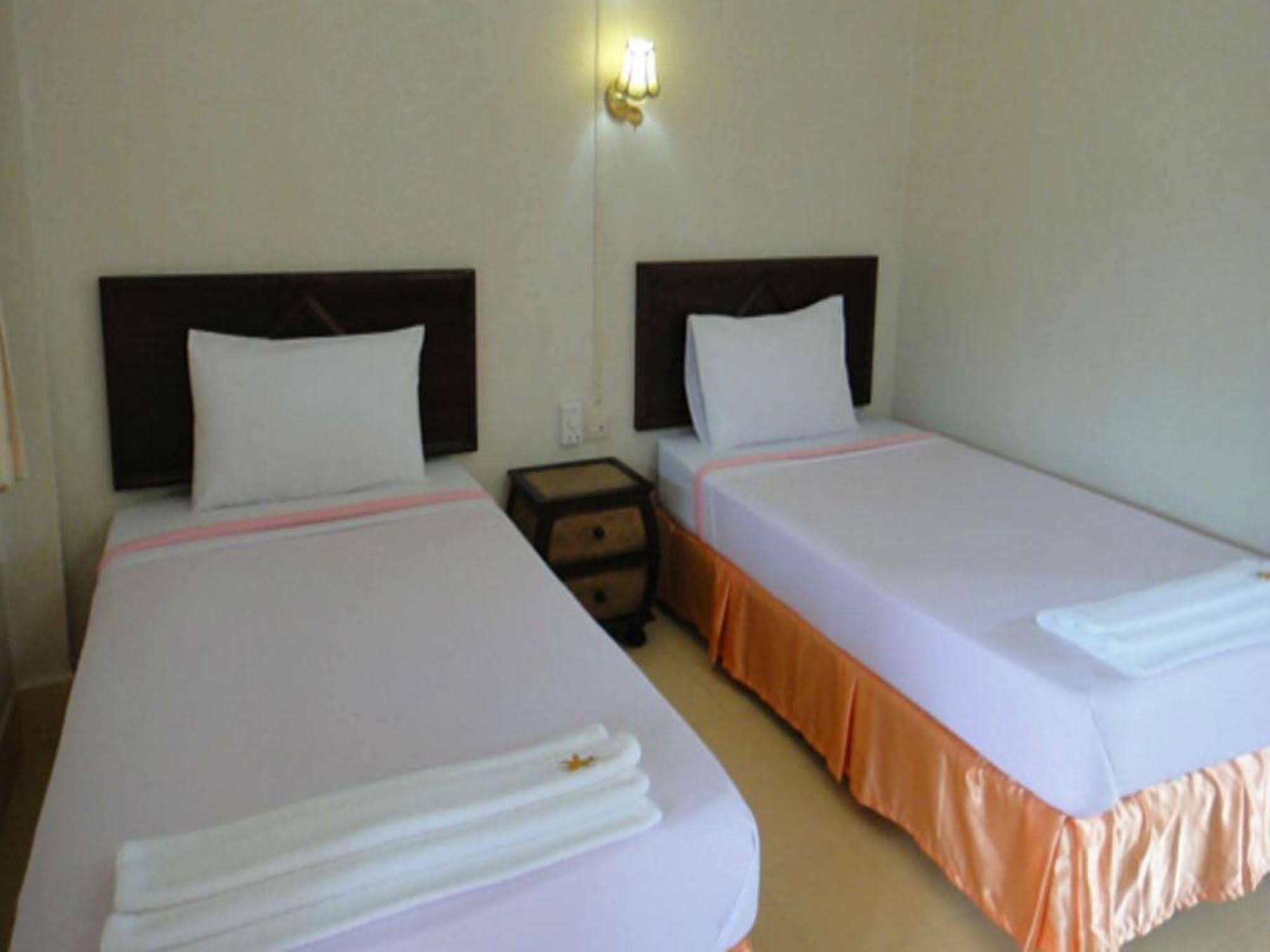 Asia Divers Resort Тау Экстерьер фото