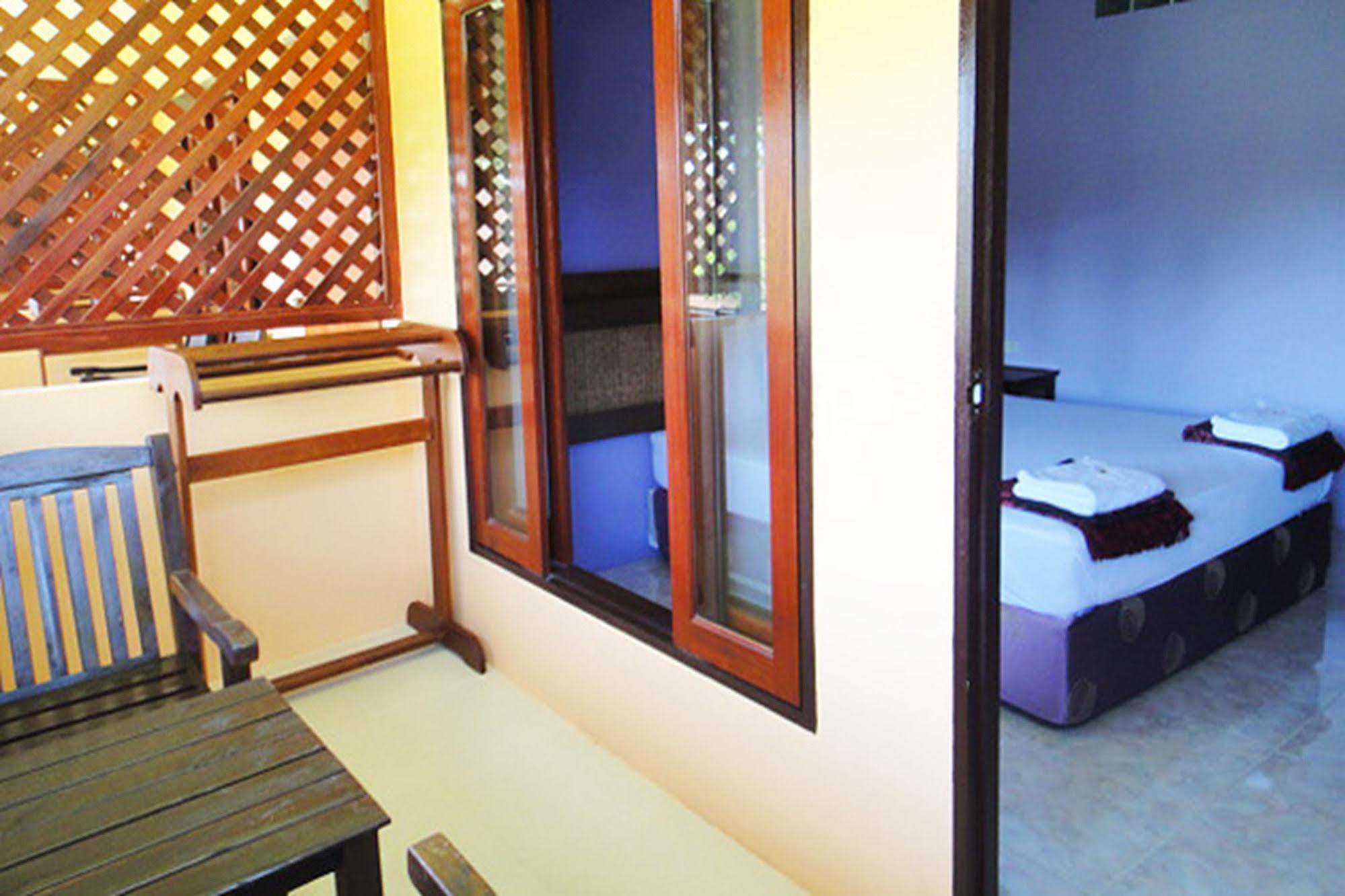 Asia Divers Resort Тау Экстерьер фото