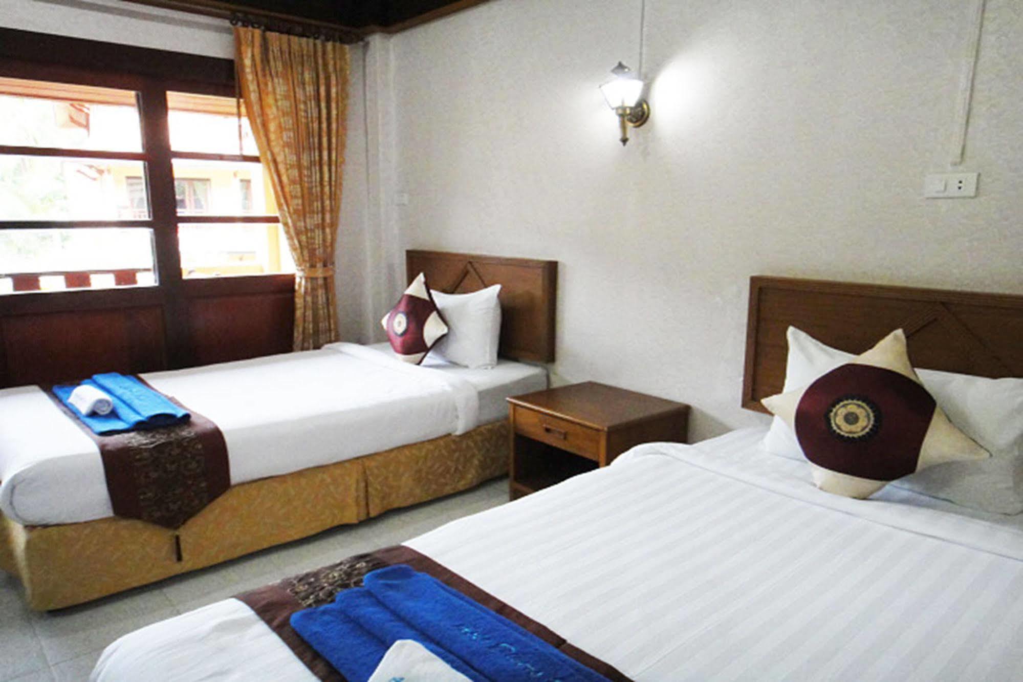 Asia Divers Resort Тау Экстерьер фото